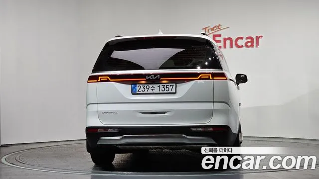 Kia Canival Carnival 4 поколение Дизель 9 мест Signature — Фото автомобиля 4