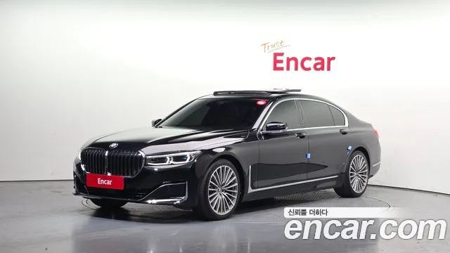 Фотография автомобиля — BMW 7-Series