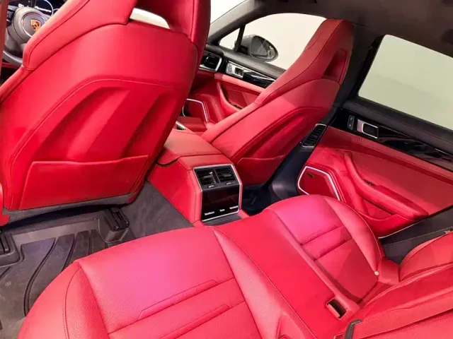 Porsche Panamera — Фото автомобиля 23