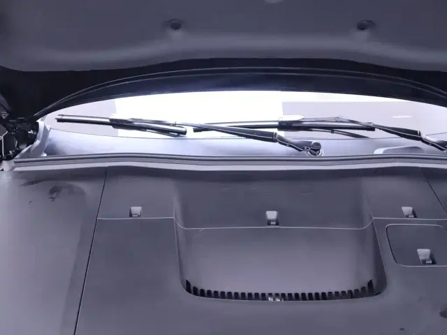 Nio EC6 — Фото автомобиля 24