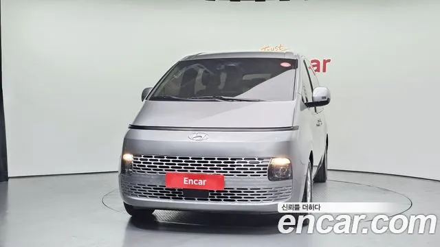Hyundai Staria Staria Tourer 9 мест — Фото автомобиля 3