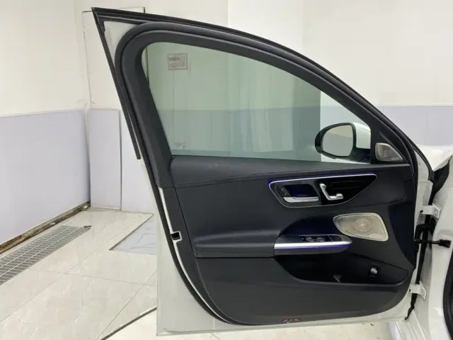 Mercedes-Benz C-Class — Фото автомобиля 16