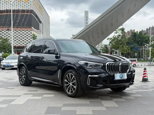 BMW X5 — Фото автомобиля 6