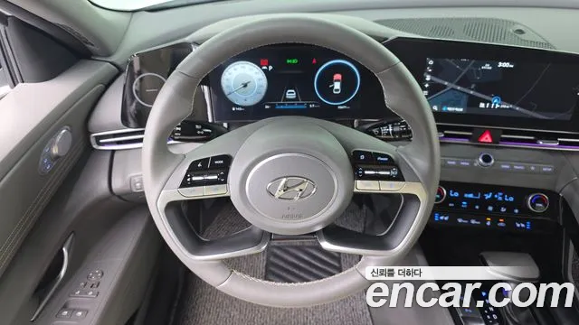 Hyundai AVANTE Avante (CN7) — Фото автомобиля 13