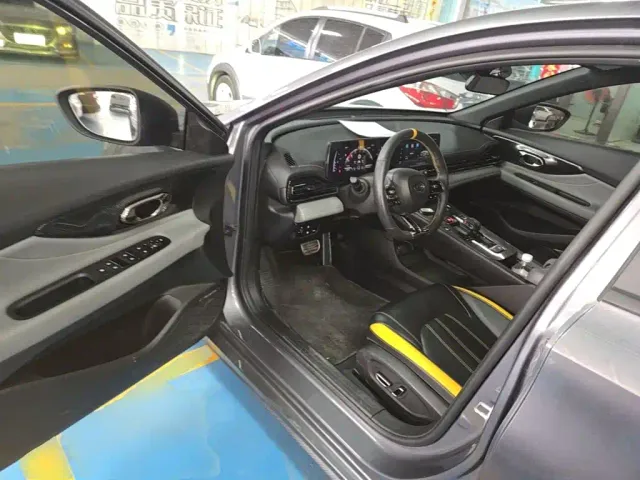 GAC Trumpchi Emkoo — Фото автомобиля 15