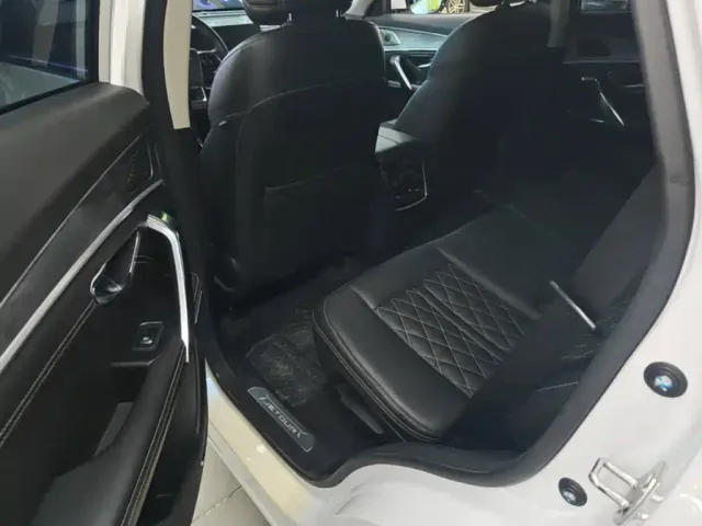 Jetour X70 Plus — Фото автомобиля 16