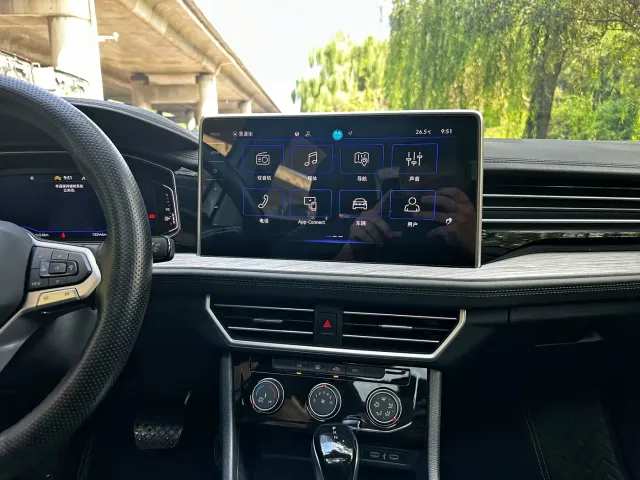 Volkswagen Sagitar — Фото автомобиля 15