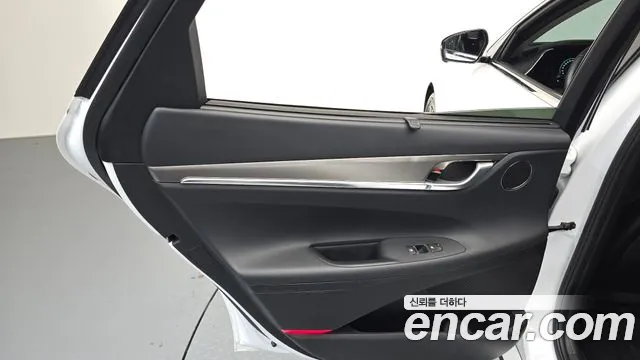 Hyundai Grandeur Grandeur (New) — Фото автомобиля 13