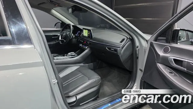 Hyundai Sonata — Фото автомобиля 11