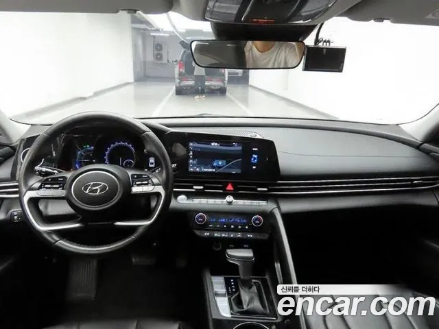 Hyundai Avante CN7 — Фото автомобиля 7