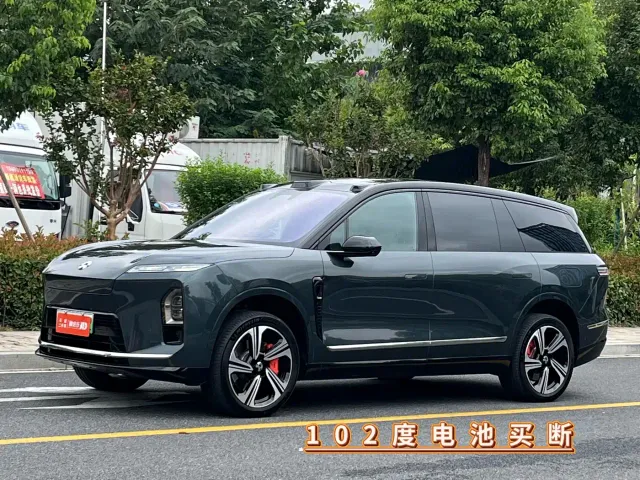 Фотография автомобиля — Nio ES8