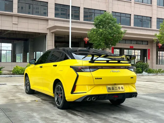 Dongfeng Yixuan — Фото автомобиля 9