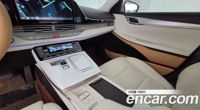 Hyundai Grandeur Grandeur (New) Hybrid — Фото автомобиля 13