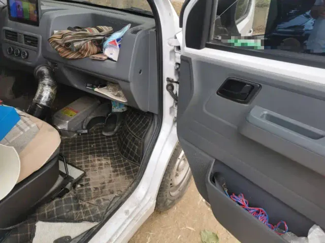 Wuling Motors Wuling Yangguang 2024 300KM Comfort Bus Version 75kW — Фото автомобиля 19