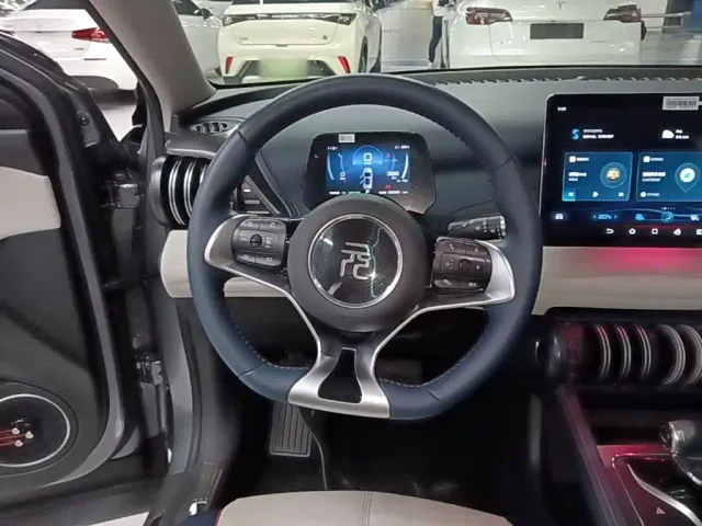 BYD Yuan PLUS — Фото автомобиля 10