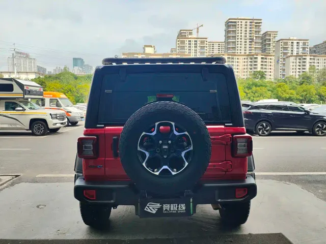 Jeep Wrangler 4xe — Фото автомобиля 16