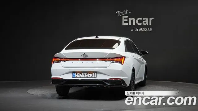 Hyundai AVANTE Avante (CN7) — Фото автомобиля 4