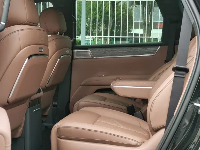 Huajing Baojun S — Фото автомобиля 12