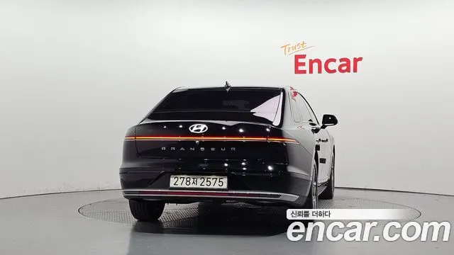 Hyundai Grandeur GN7 — Фото автомобиля 4