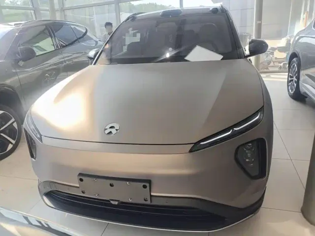 Nio ES6 — Фото автомобиля 2