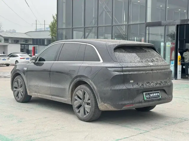 Li Auto L6 — Фото автомобиля 8