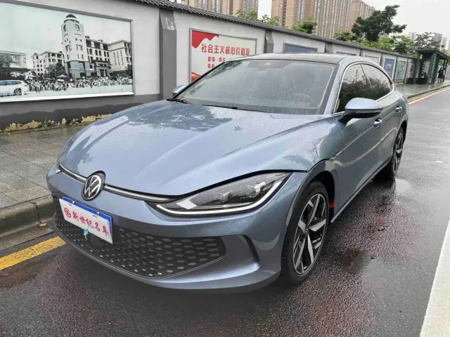 Фотография автомобиля — Volkswagen Lamando