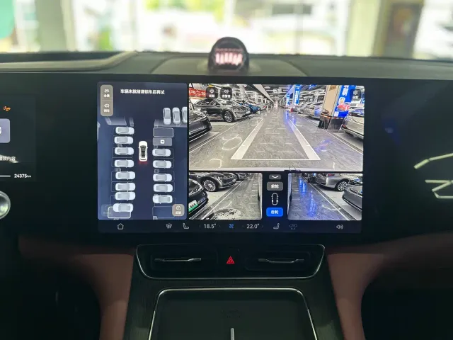 Aito M8 — Фото автомобиля 15
