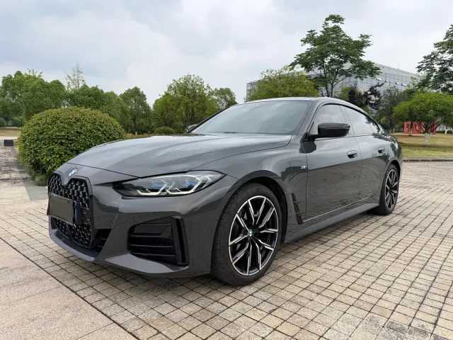 Фотография автомобиля — BMW 4 Series