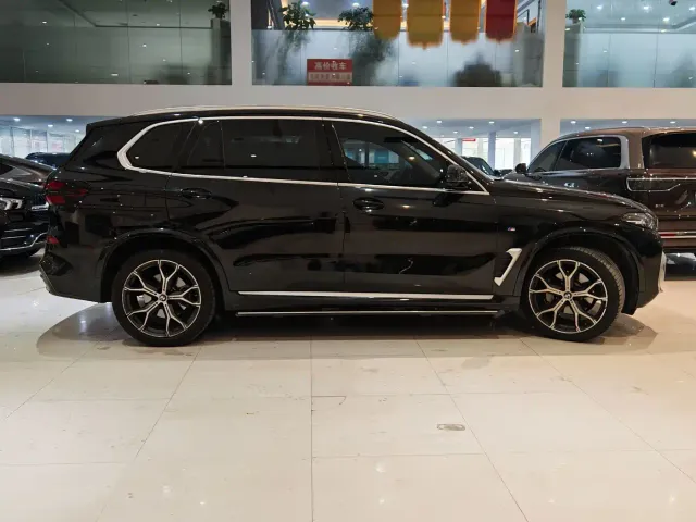 BMW X5 — Фото автомобиля 4