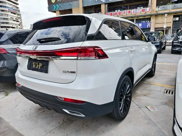 Changan CS75 — Фото автомобиля 15