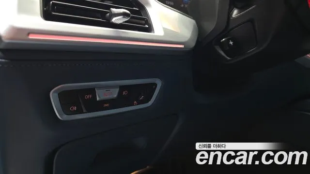 BMW XM — Фото автомобиля 30