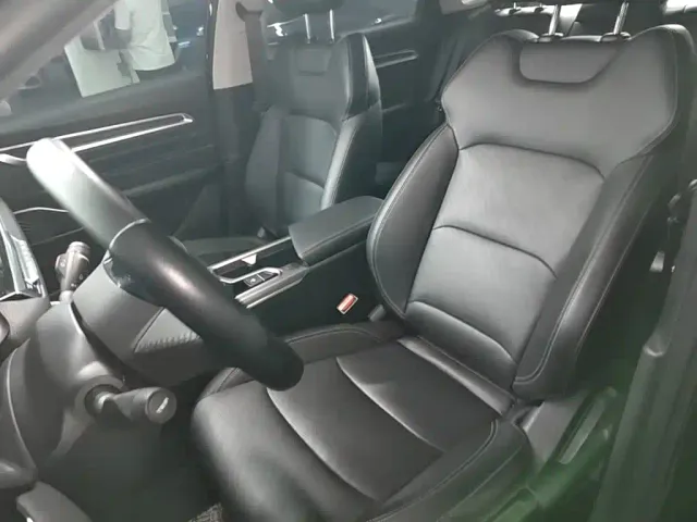 Geely Emgrand — Фото автомобиля 14