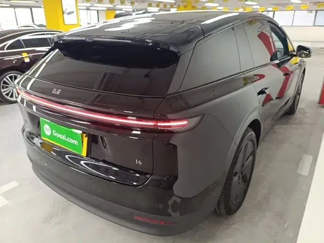 Li Auto i6 — Фото автомобиля 6
