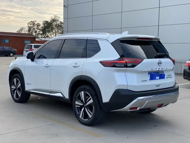 Nissan X-Trail — Фото автомобиля 9