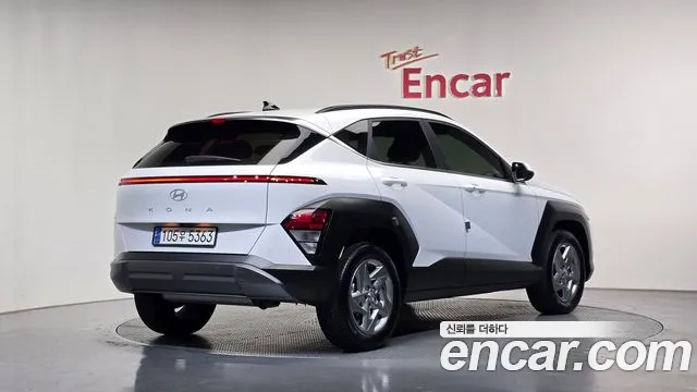 Hyundai Kona SX2 — Фото автомобиля 2