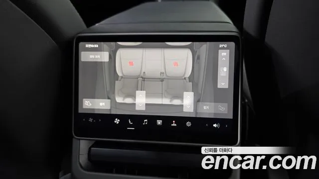 Tesla Model Y — Фото автомобиля 24