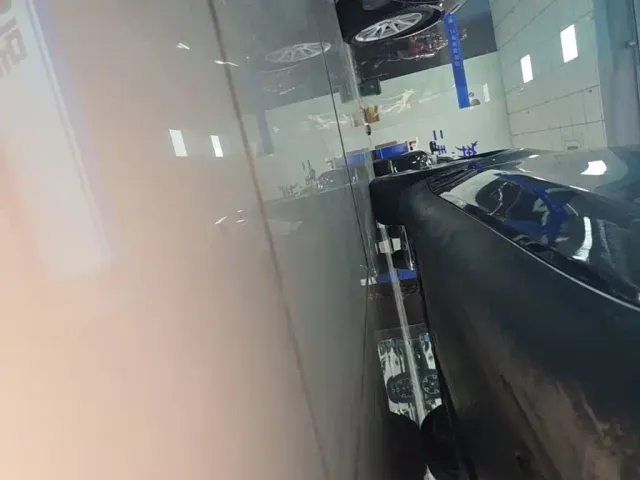 Tesla Model Y — Фото автомобиля 20