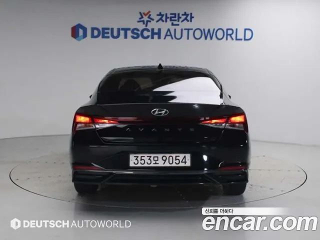 Hyundai AVANTE Avante (CN7) — Фото автомобиля 4