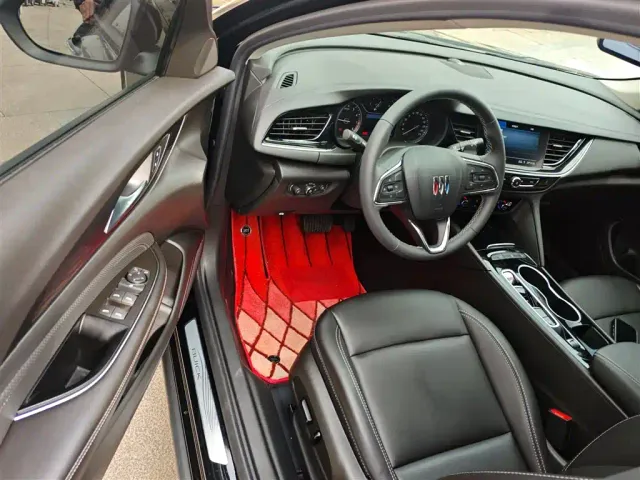 Buick Regal — Фото автомобиля 15