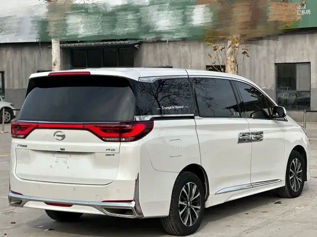 GAC Trumpchi M8 — Фото автомобиля 9