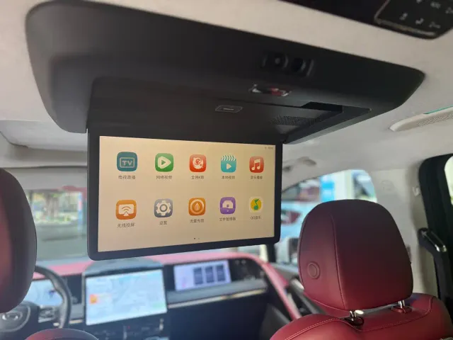 GAC Trumpchi E9 — Фото автомобиля 17