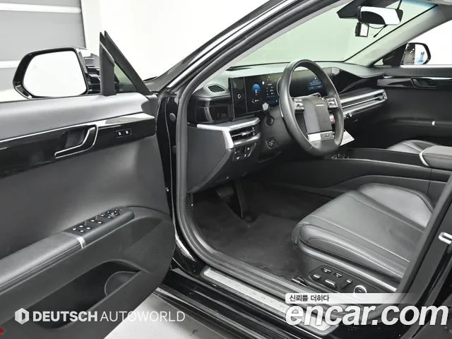 Hyundai Grandeur Grandeur (GN7) 2.5 Бензин 2WD — Фото автомобиля 15