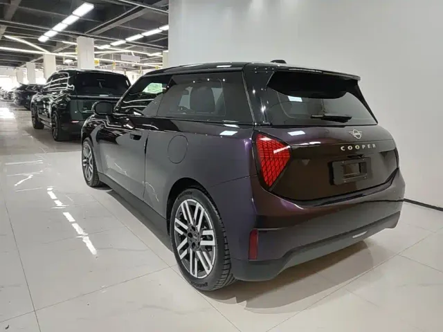 MINI Cooper — Фото автомобиля 4