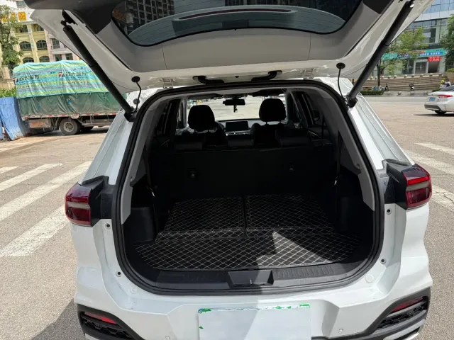 Chery Tiggo 8 — Фото автомобиля 19