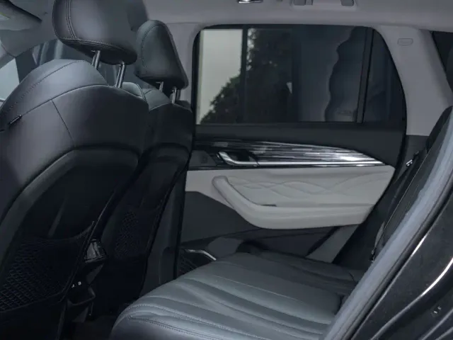 Geely Xingyue L — Фото автомобиля 12