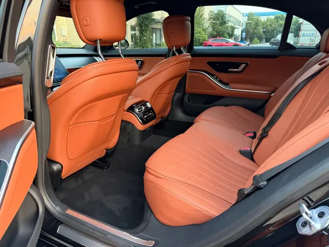 Mercedes-Benz S-Class — Фото автомобиля 8