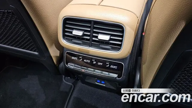 Mercedes-Benz GLE-Class — Фото автомобиля 26