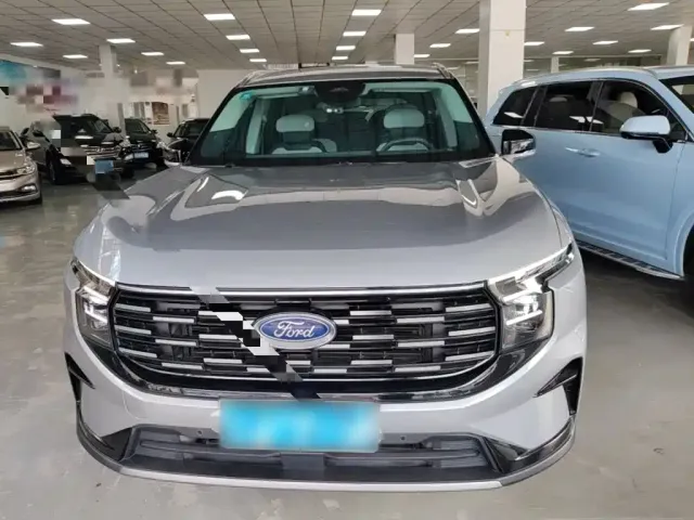 Ford Edge — Фото автомобиля 2