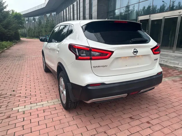 Nissan Qashqai — Фото автомобиля 13
