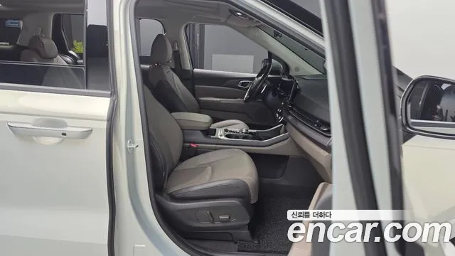 Kia Carnival 4th Gen — Фото автомобиля 17